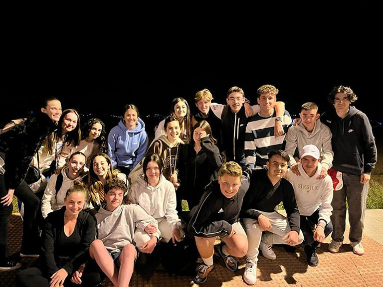 Image de groupe avec les correspondants espagnols et ma classe française.