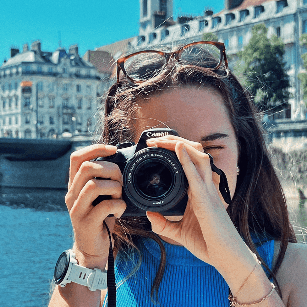 En action durant mon alternance à l'Office de Tourisme du Grand Besançon...
